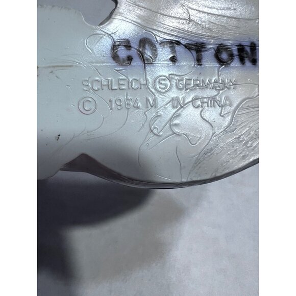 Schleich Germany 1984 black & white laying cow figure - Picture 2 of 6